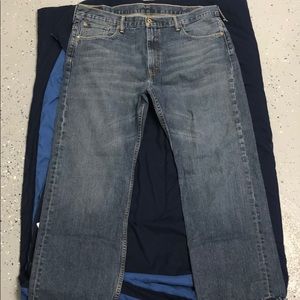 Men’s Levi’s 569 loose jeans sz 40/32 (good shape)